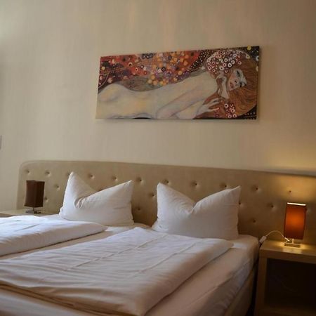 Hotel Rheinstein 로데스하임암라인 외부 사진