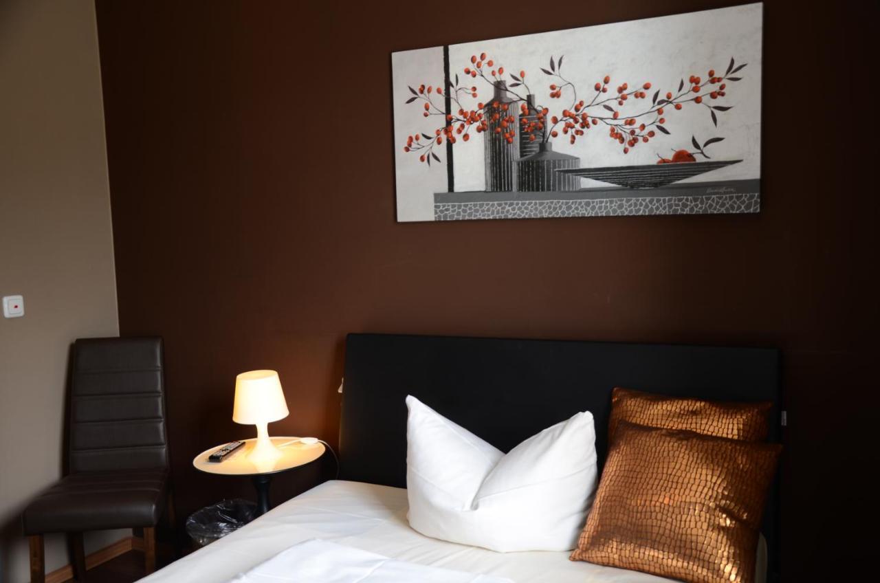 Hotel Rheinstein 로데스하임암라인 외부 사진